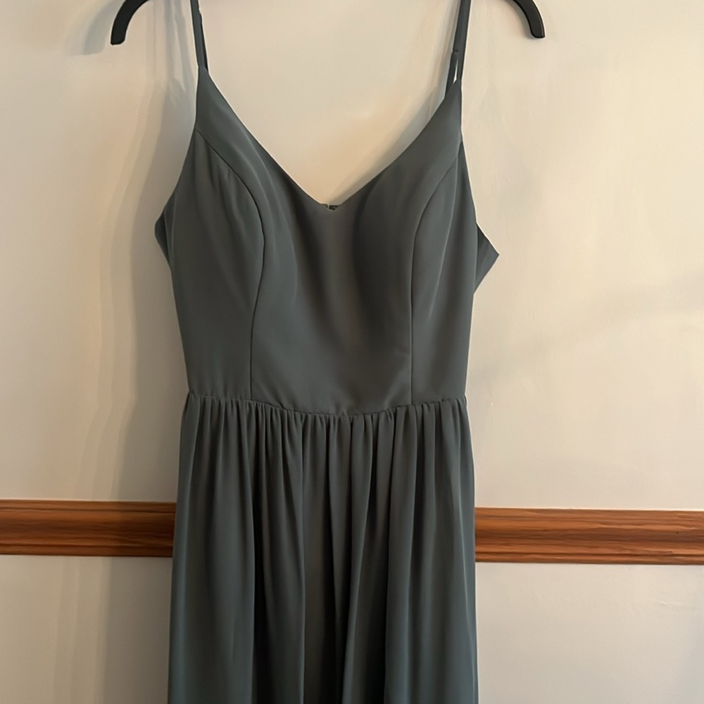 Revelry Ainsley Chiffon Maxi Dress with Cut-Out back in Eucalyptus Green Size 10